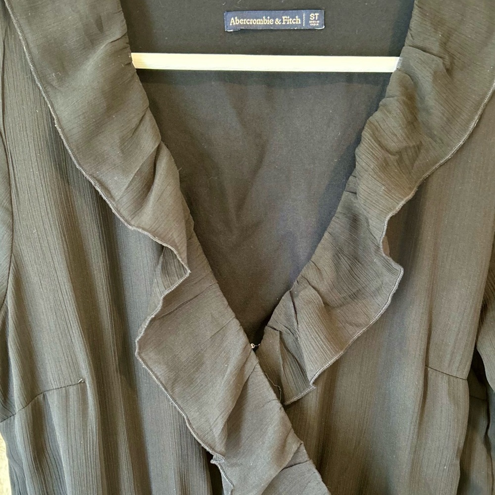Abercrombie & Fitch Black Ruffle Wrap Long Sleeve Mini Dress Size ST - Picture 3 of 7